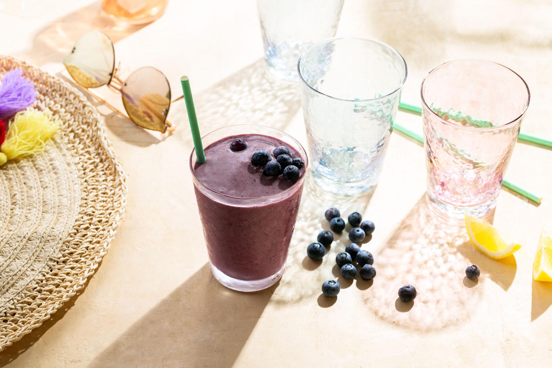 Make Your Own Superfood Smoothie - Sunbasket
